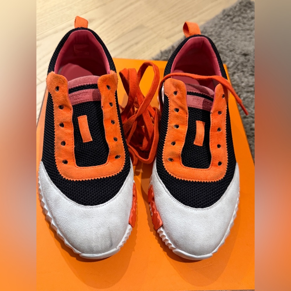 Hermes bouncing sneakers